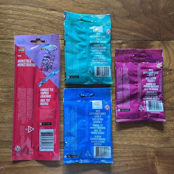 Lego Dots friendship bracelet set with extra Dots (retired) - Picture 2 of 2